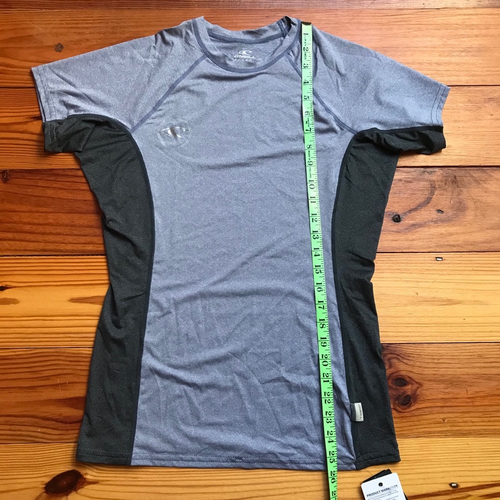 O'Neill Performance Wear Swim Shirt, NWT, XL - Picture 11 of 14